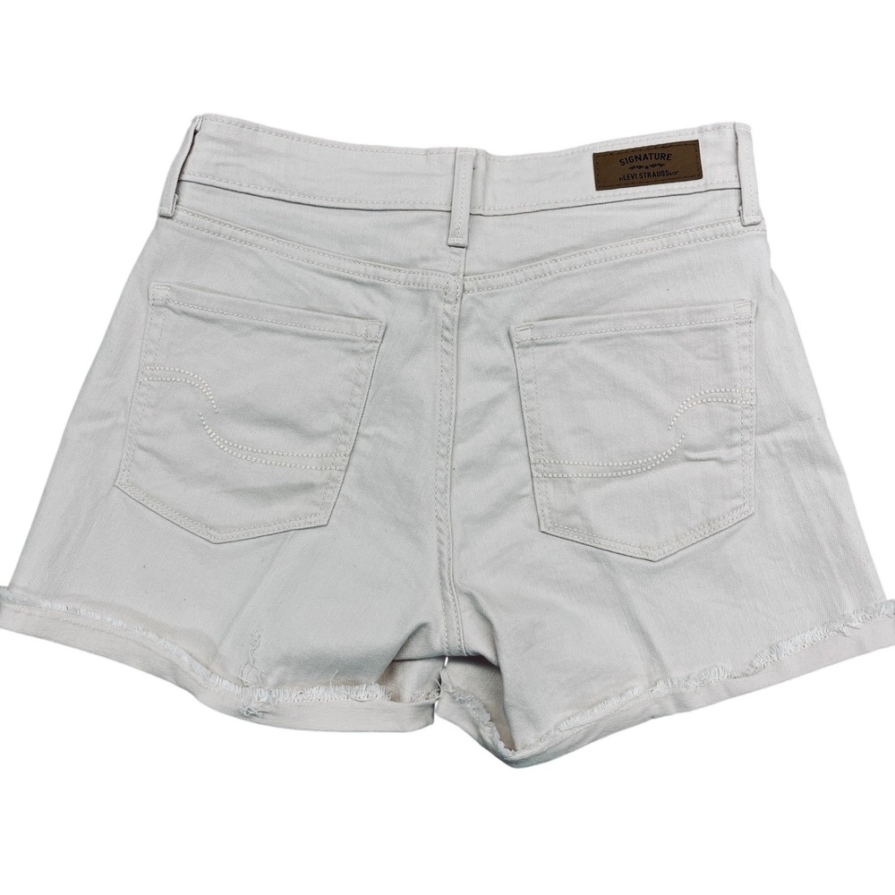 Levi's Pink High-Rise Jean Shorts - Picture 3 of 12